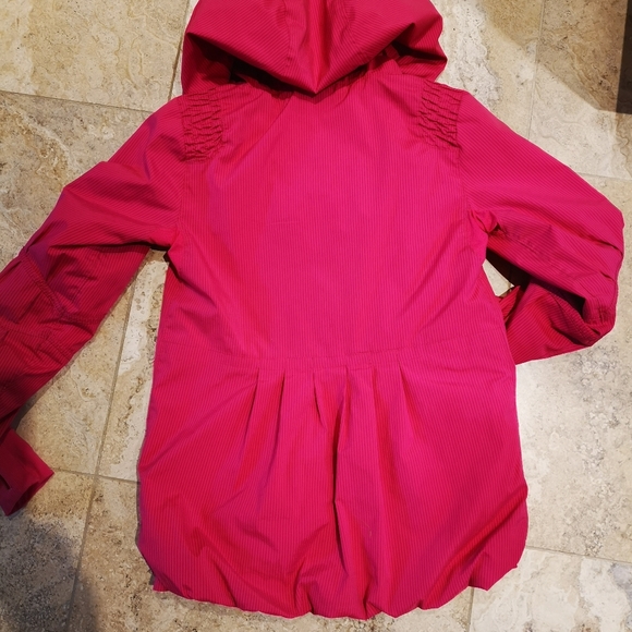 Lululemon running jacket - Picture 2 of 2